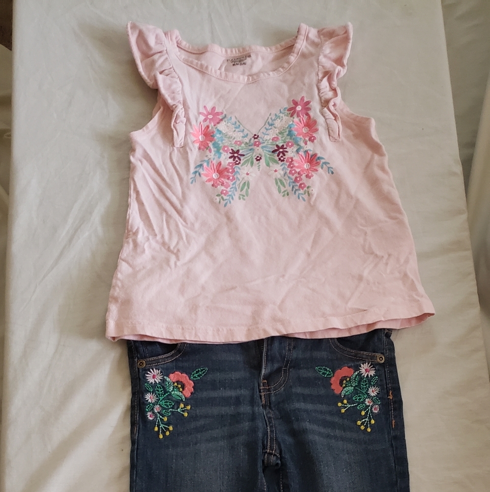 Girl's Outfit